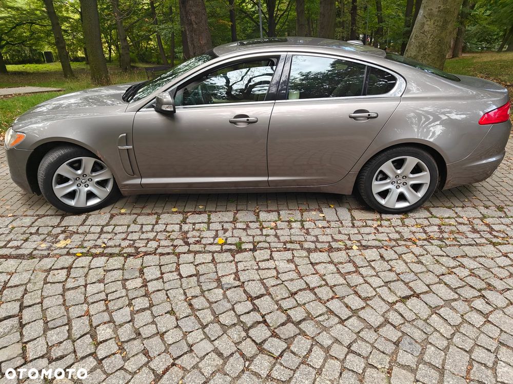 Jaguar XF 3.0 V6 Premium Luxury - 2