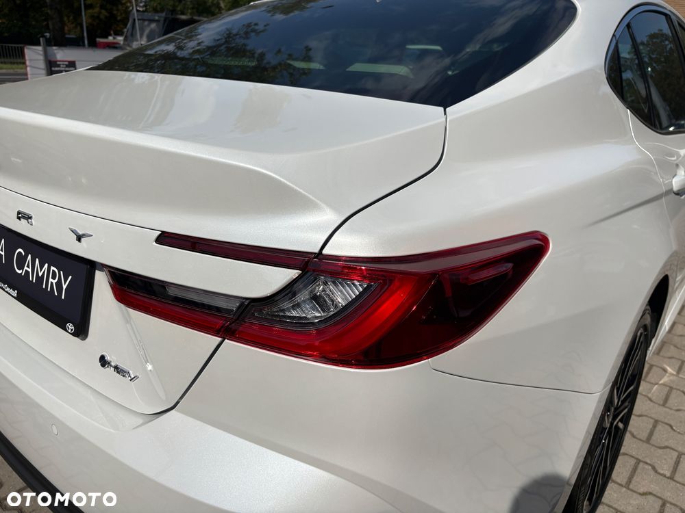 Toyota Camry 2.5 Hybrid Dynamic Force Executive e-CVT - 12