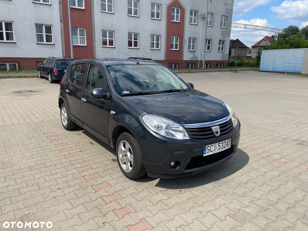 Dacia Sandero - 8