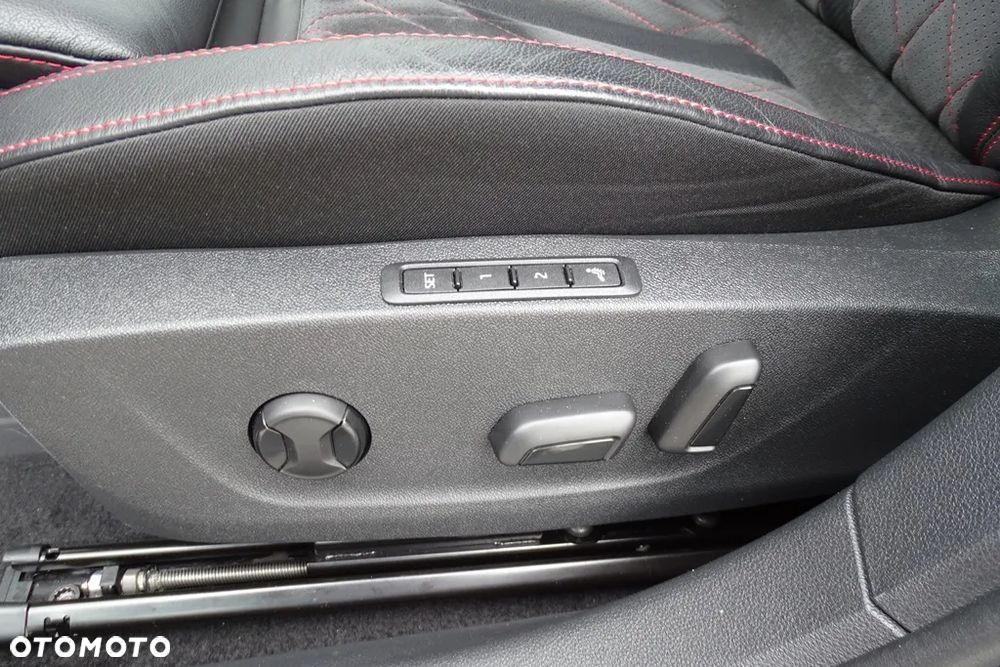 Skoda Octavia 1.4 TSI Plug-In Hybrid RS DSG - 21