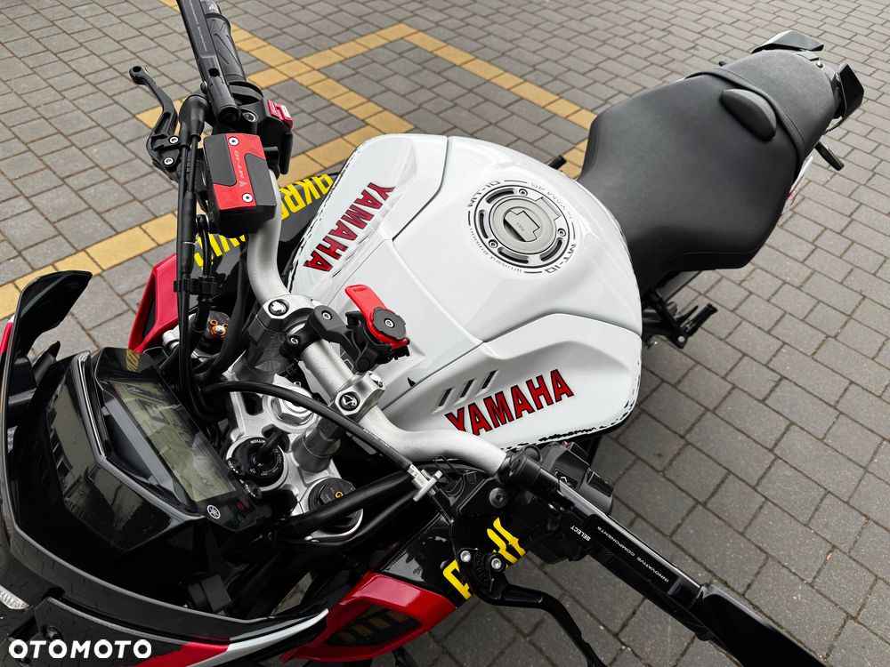 Yamaha MT - 12