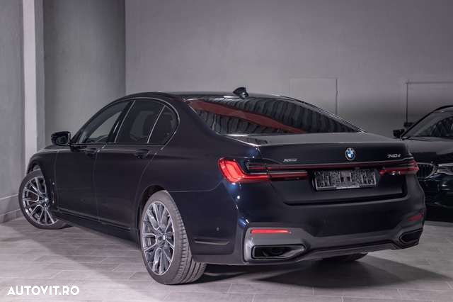 BMW Seria 7 - 8