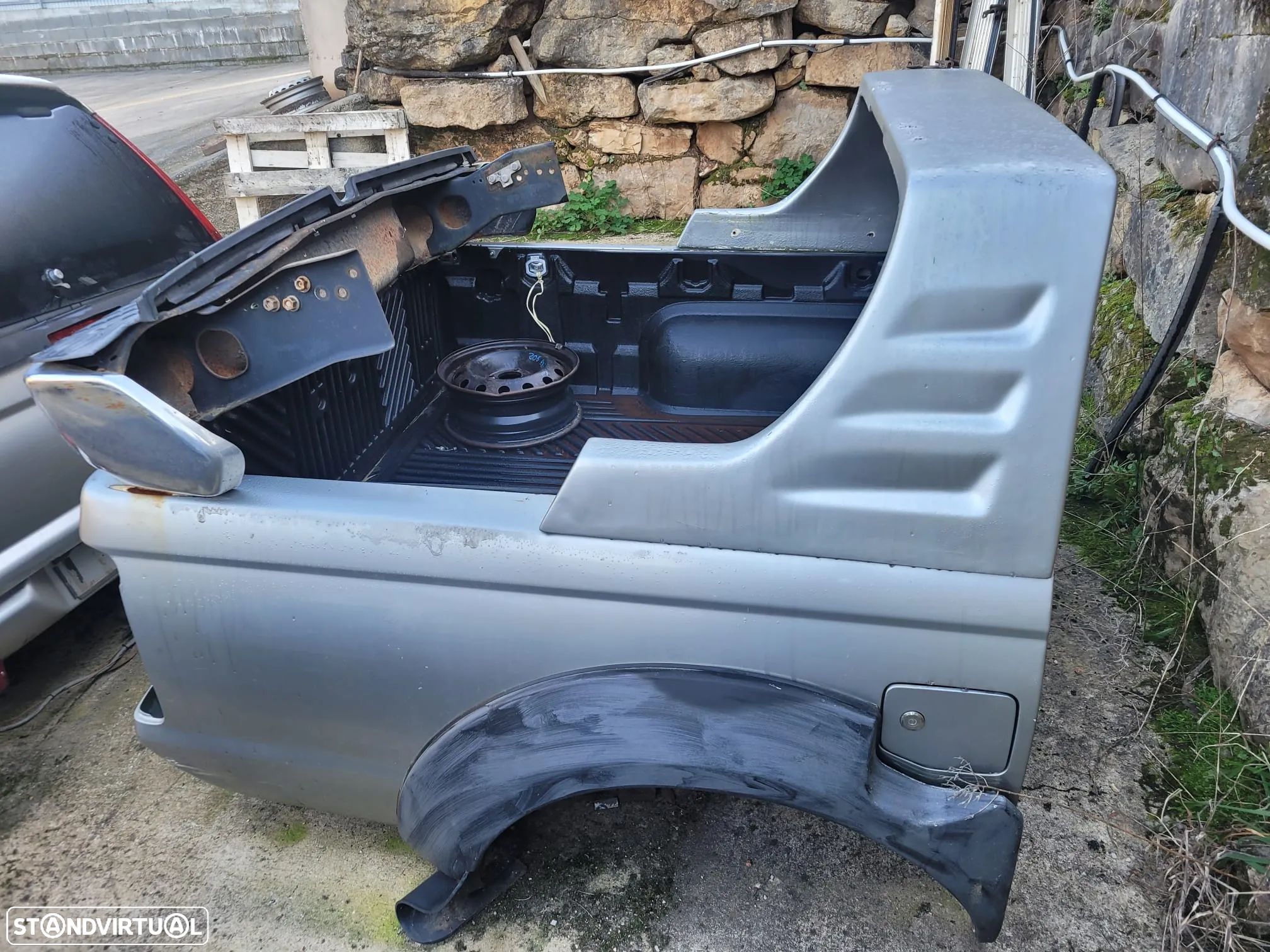 Caixa Metálica e Para-choques - Nissan Navarra D22 de 2007 - 1