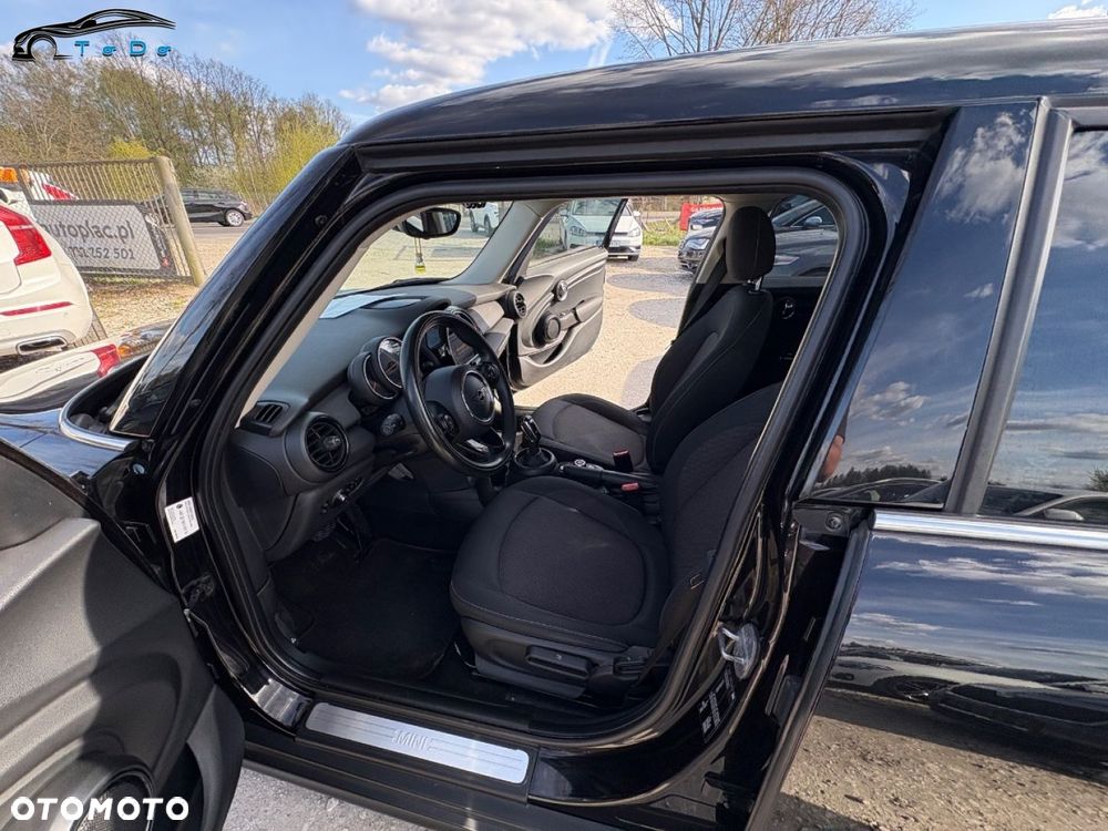 MINI Cooper 60 Years Chili - 21