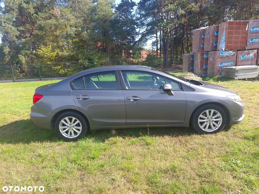 Honda Civic 1.8 Comfort - 3