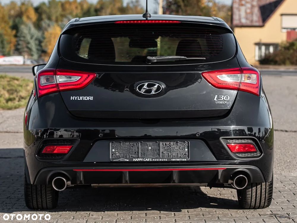 Hyundai i30 1.6 T GDI Turbo - 11