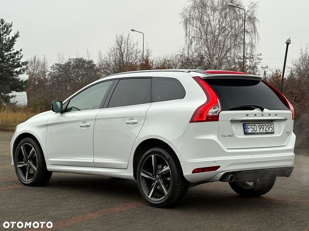 Volvo XC 60 D5 AWD Summum - 5