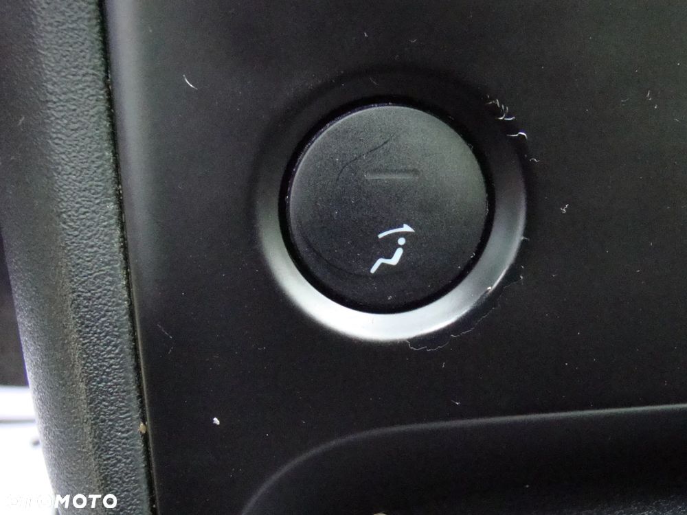 Nissan Qashqai 2.0 tekna - 27