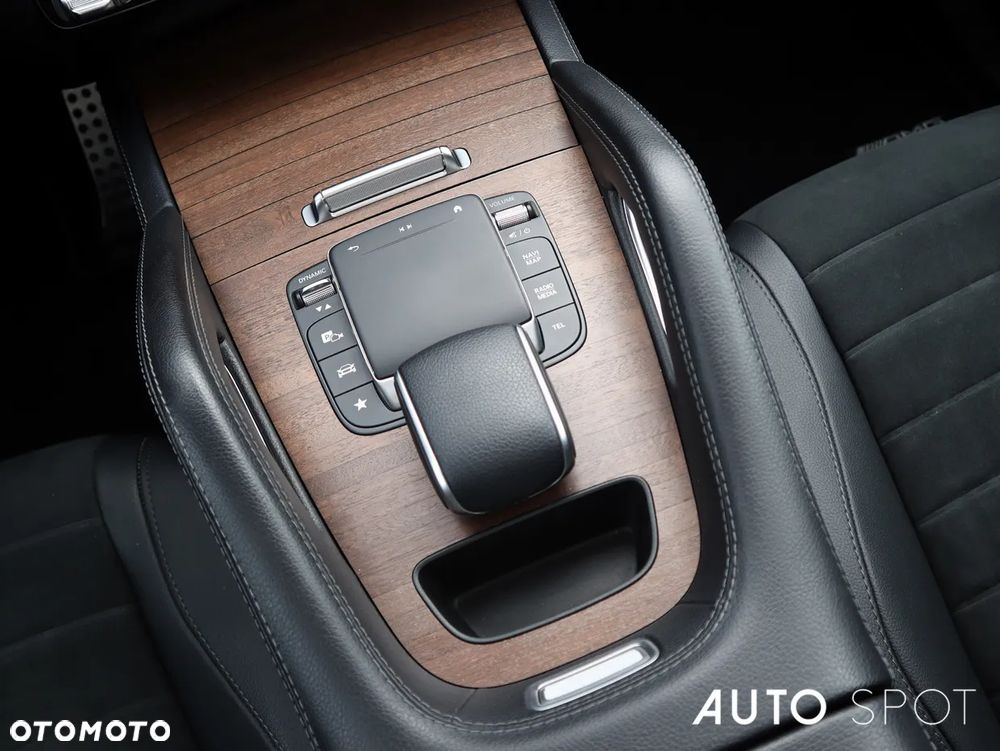 Mercedes-Benz GLE 450 4Matic 9G-TRONIC AMG Line - 39