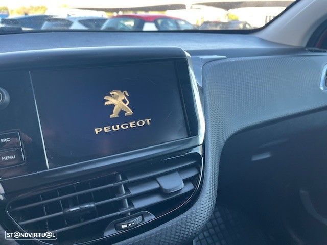 Peugeot 2008 1.2 PureTech Allure - 10
