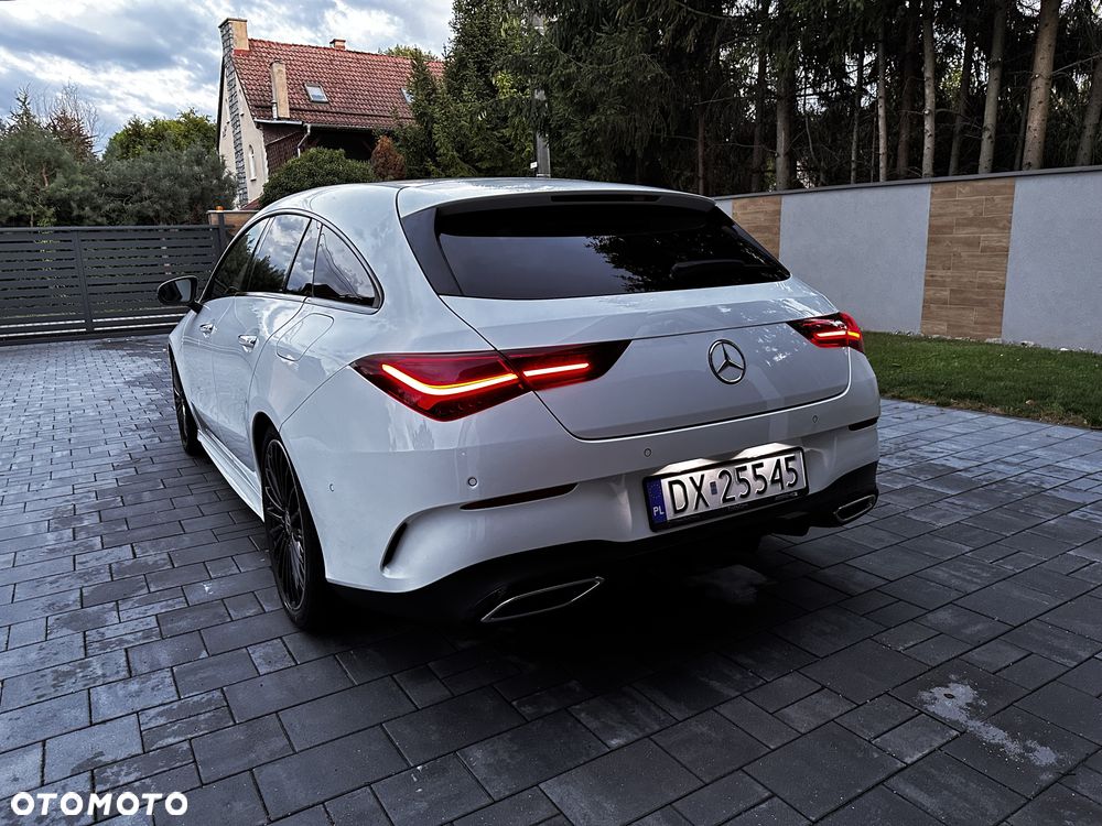 Mercedes-Benz CLA - 12