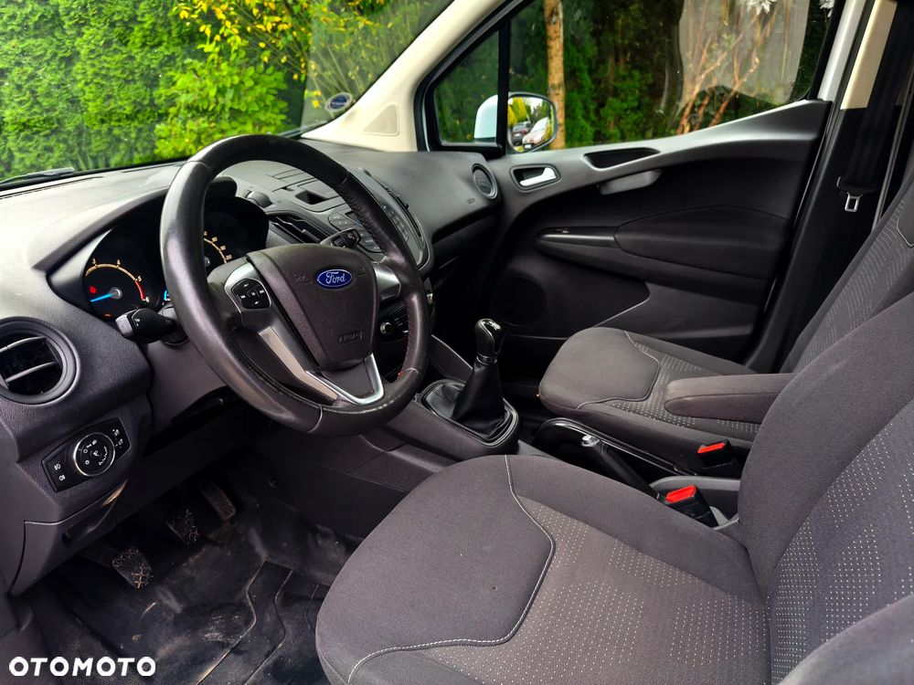 Ford Transit Courier Basis - 28
