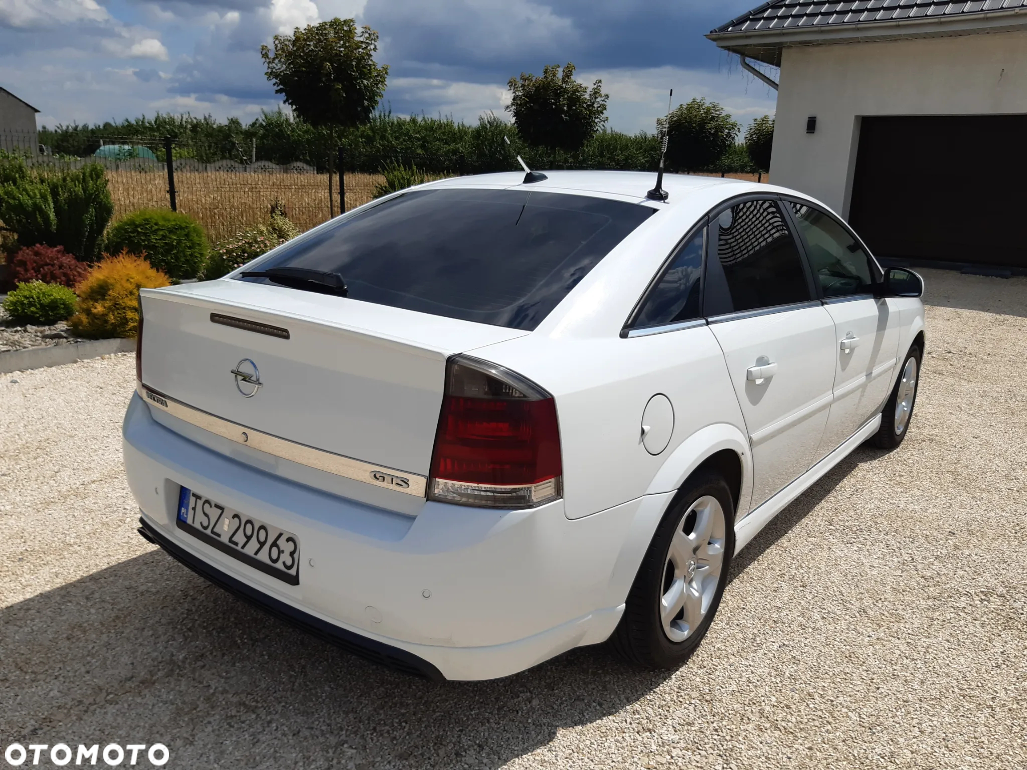 Opel Vectra 1.9 CDTI Sport / GTS - 4