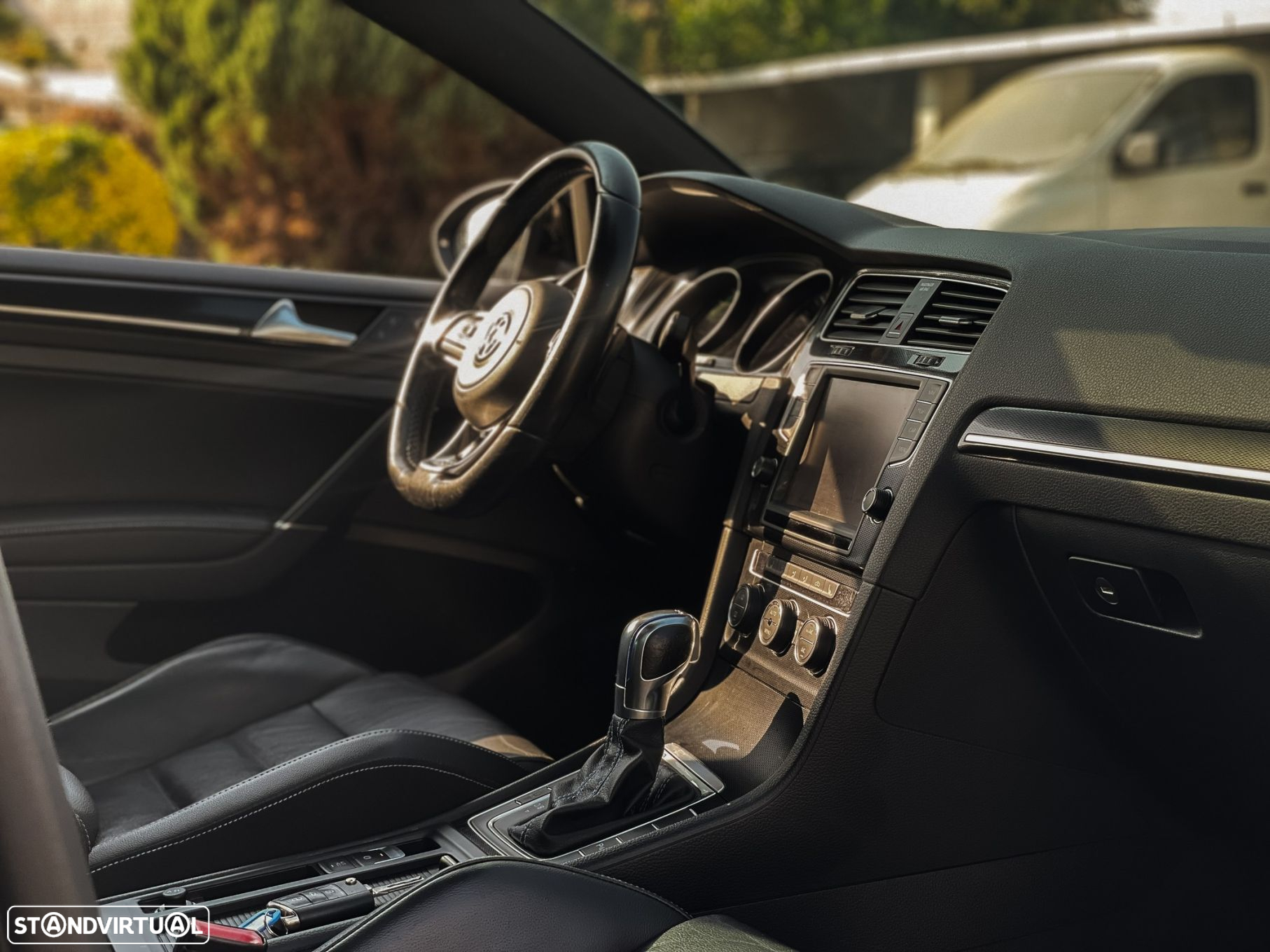 VW Golf 1.4 GTE Plug-In-Hybrid DSG - 9