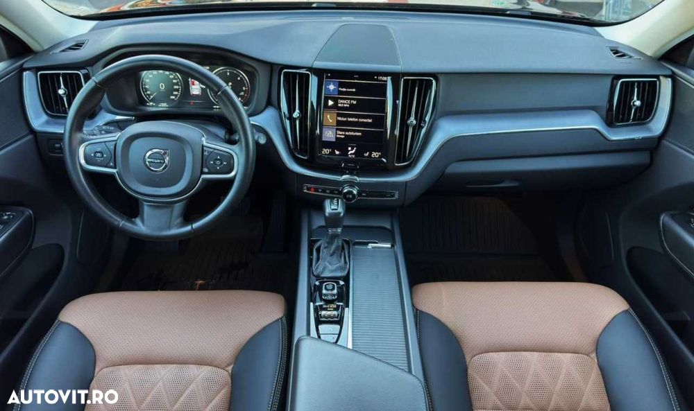Volvo XC 60 D4 Momentum Pro - 21