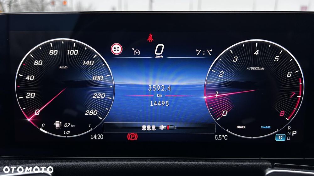 Mercedes-Benz GLB - 16