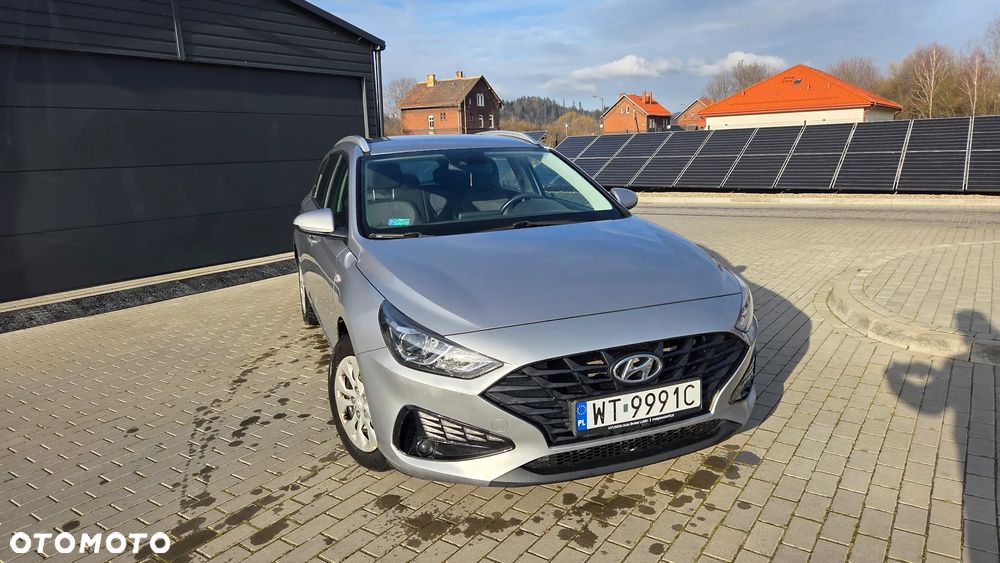 Hyundai i30 1.5 DPI Classic + - 9