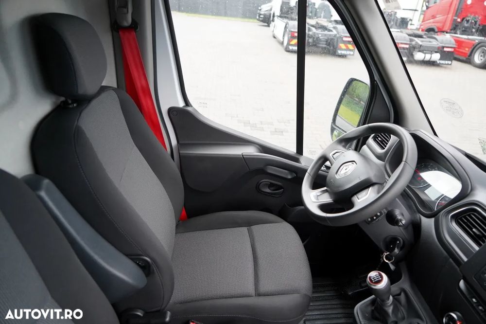 Renault MASTER / BLAZER / PANEL / 2023 - 26