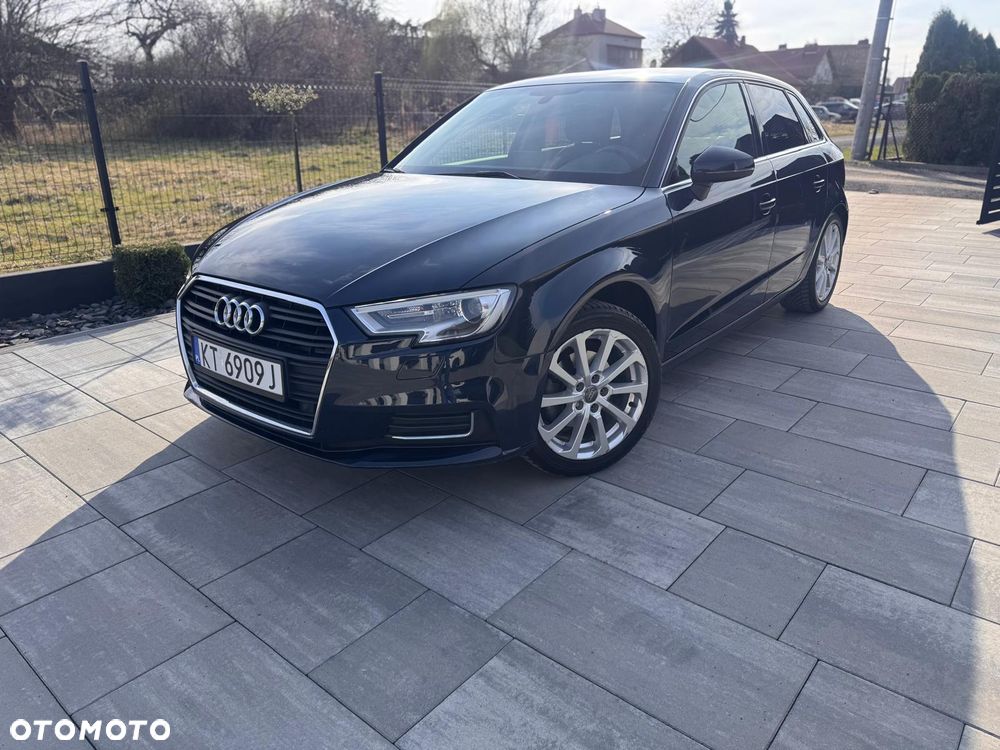 Audi A3 Sportback - 3