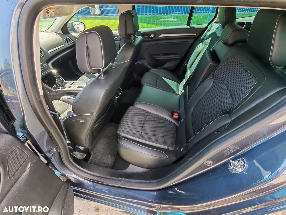 Renault Megane ENERGY dCi 130 BOSE EDITION - 13