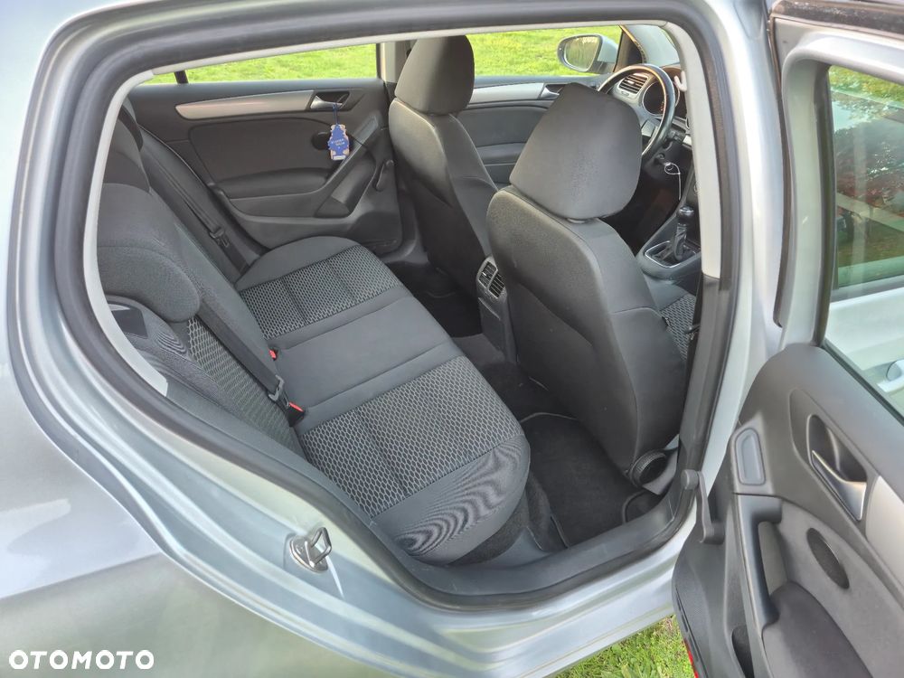 Volkswagen Golf 1.4 Comfortline - 12