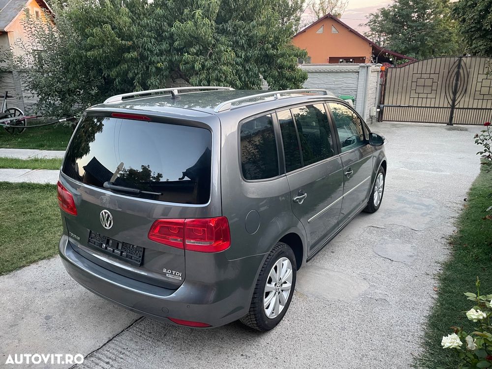 Volkswagen Touran - 6