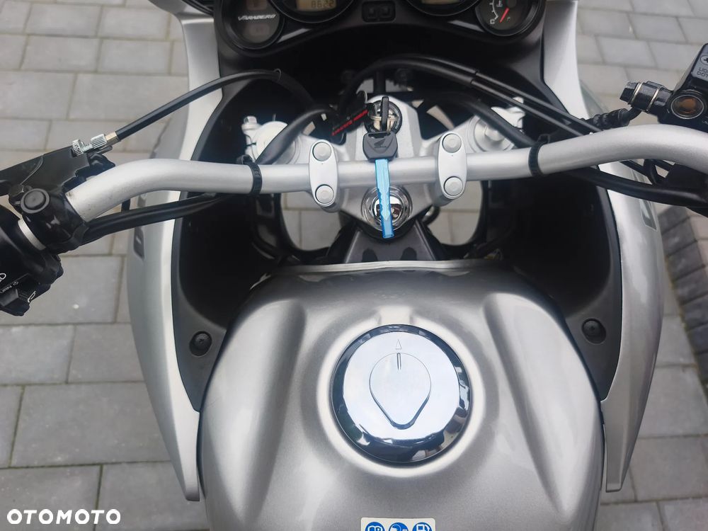 Honda Varadero - 26