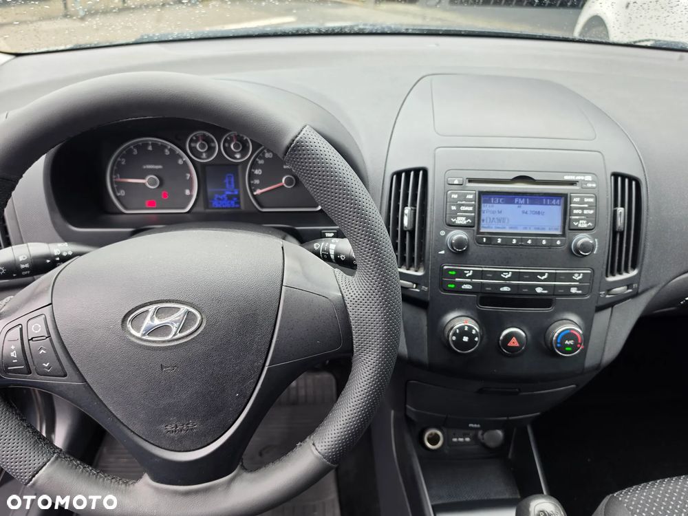 Hyundai i30 1.4 Classic EU5 - 13