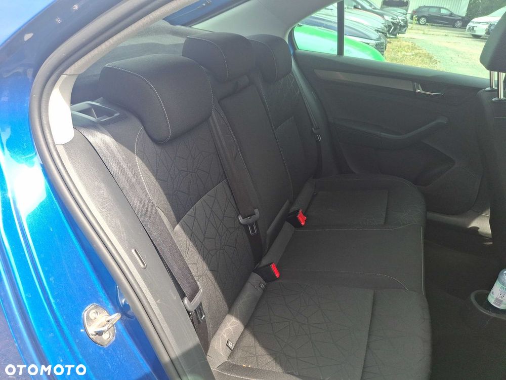 Skoda RAPID Spb 1.0 TSI Clever - 7