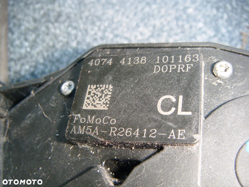 ford fiesta mk7 zamek drzwi prawy tył am5a-r26412-ae - 3