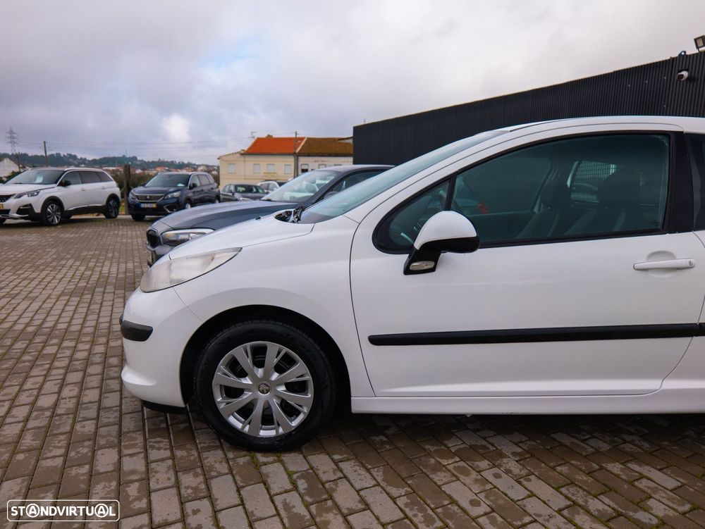 Peugeot 207 1.4 HDi Urban - 5