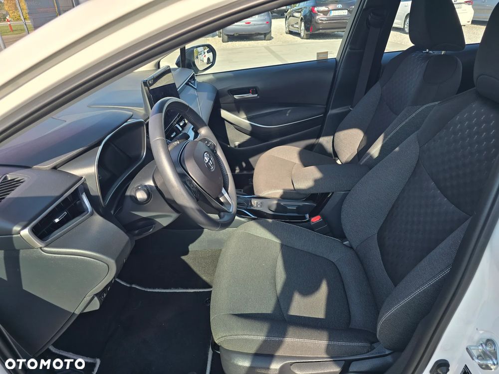 Toyota Corolla 1.8 Hybrid Comfort - 23