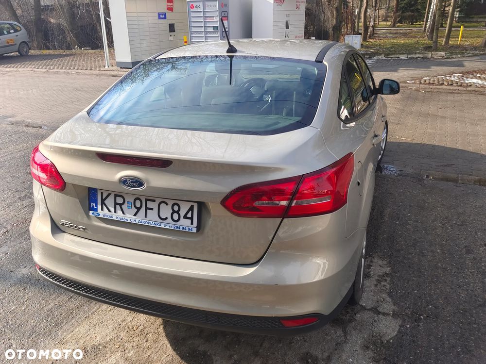 Ford Focus 1.6 Trend - 6