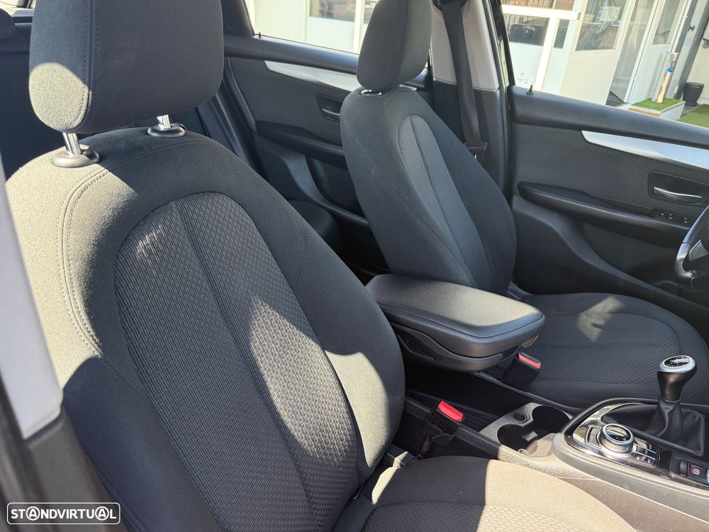 BMW 216 Active Tourer d Sport Line - 19