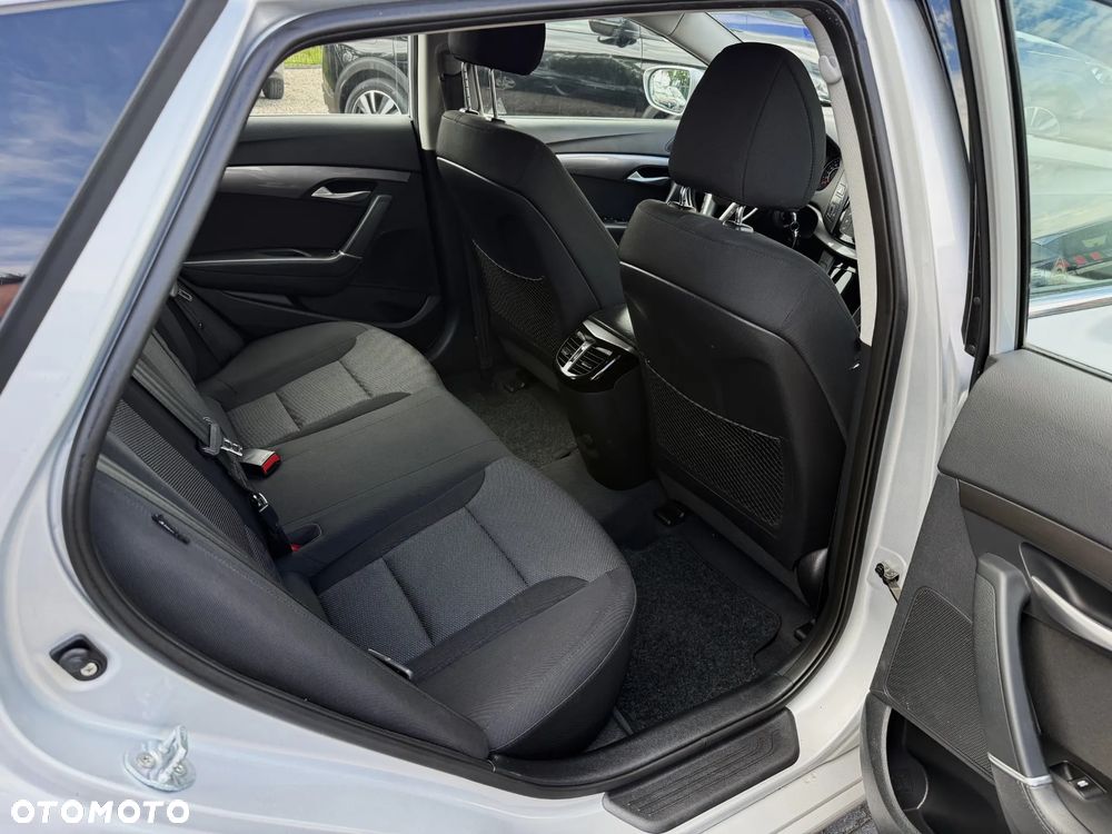Hyundai i40 1.7 CRDi blue Style - 11