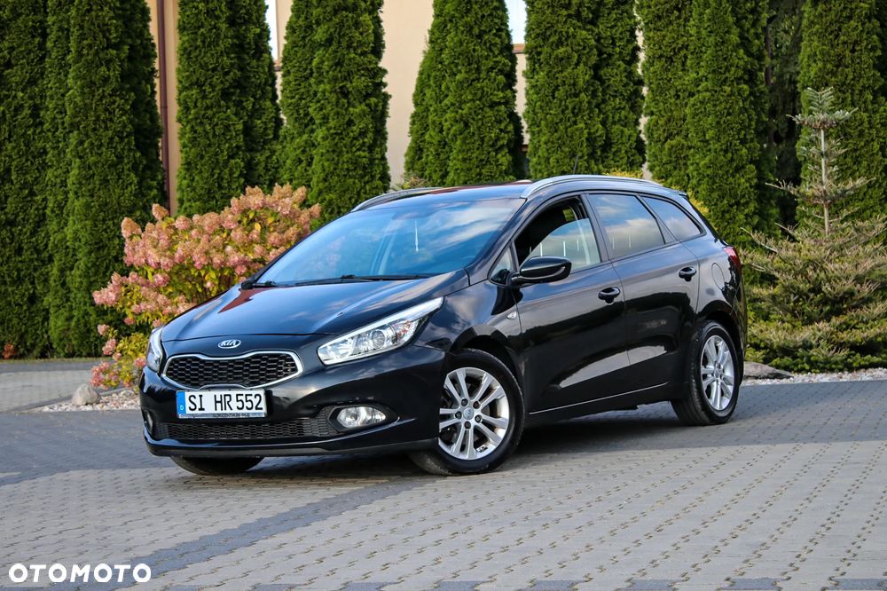 Kia Ceed 1.6 CRDi 128 ISG SW Vision - 4