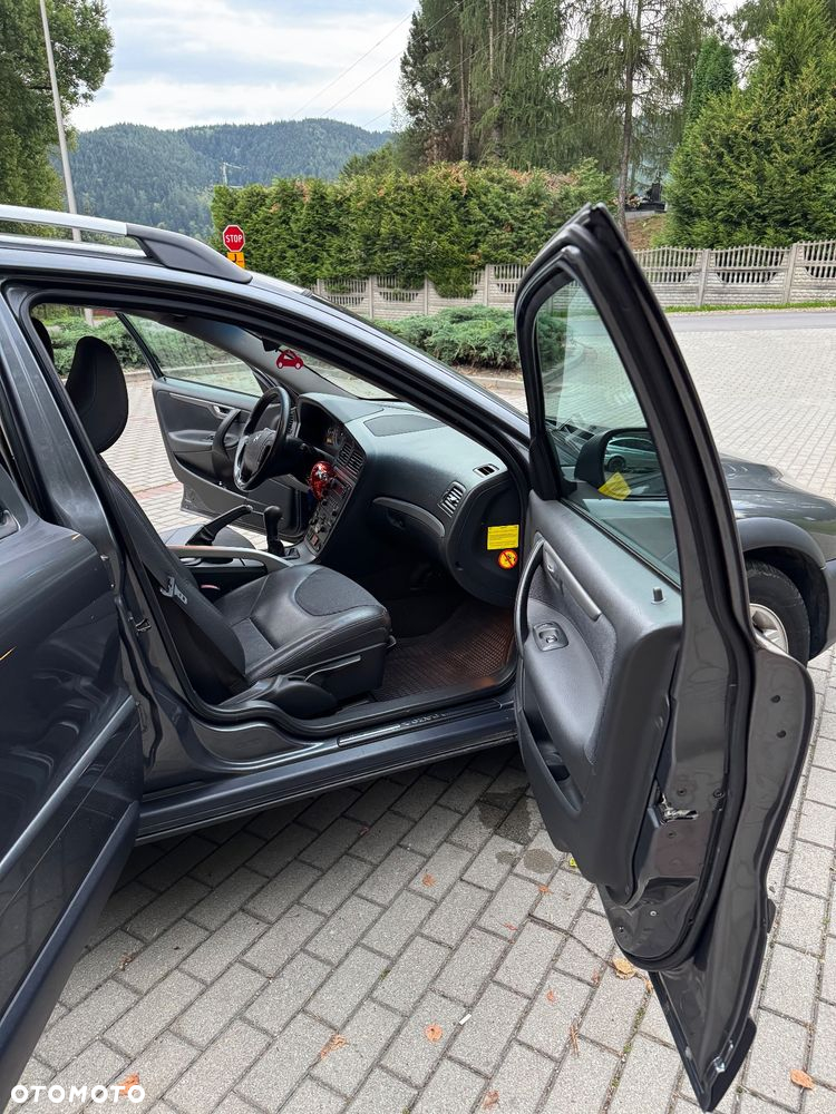 Volvo XC 70 2.4D5 AWD Summum - 19
