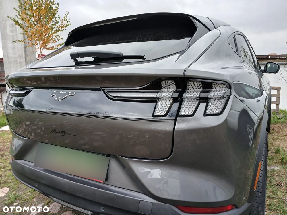 Ford Mustang Mach-E 75kWh AWD - 5