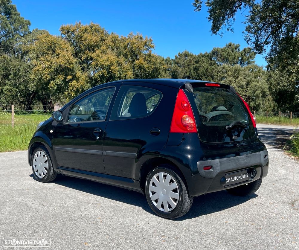Peugeot 107 1.0 Urban - 7
