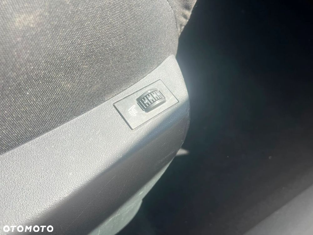 Citroën C4 BlueHDi 100 Selection - 25