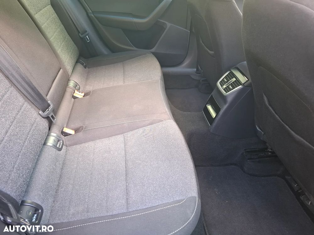 Skoda Octavia 2.0 TDI DSG Soleil - 2