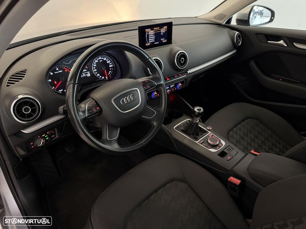 Audi A3 Sportback 1.6 TDI - 14