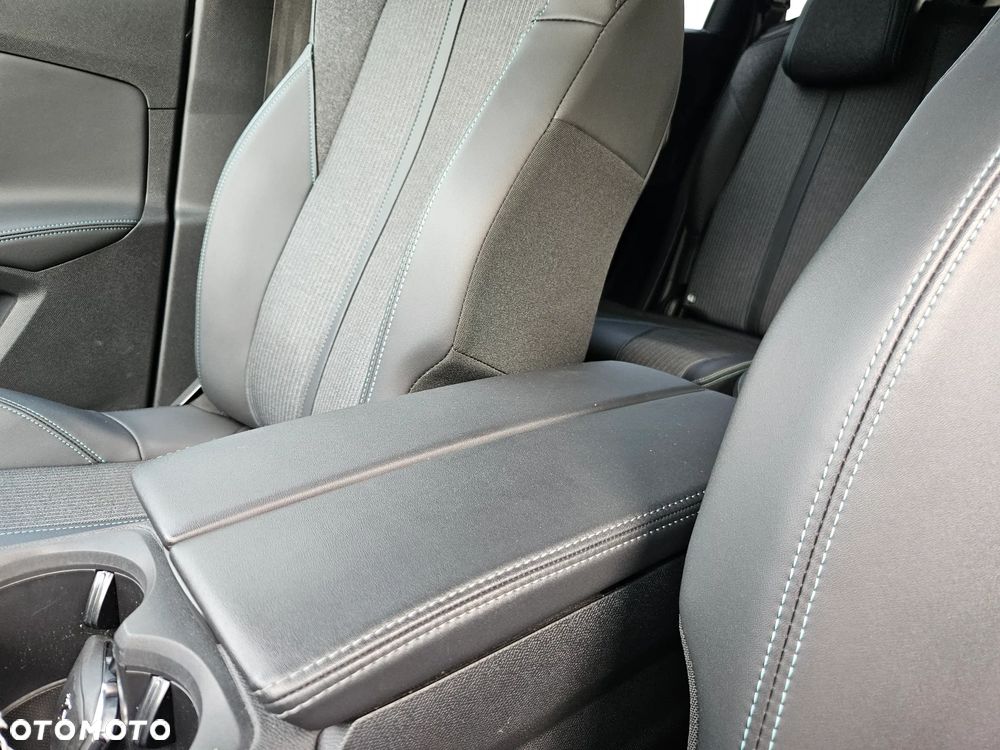 Peugeot 5008 1.5 BlueHDi Allure Pack S&S - 21