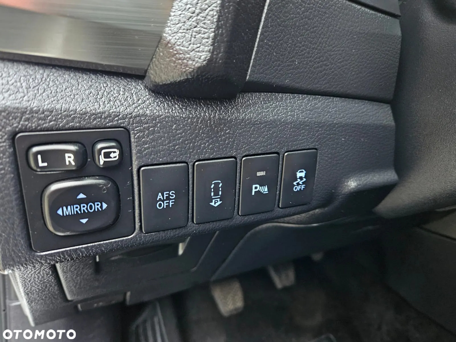 Toyota Auris 1.4 D-4D Touring Sports - 24