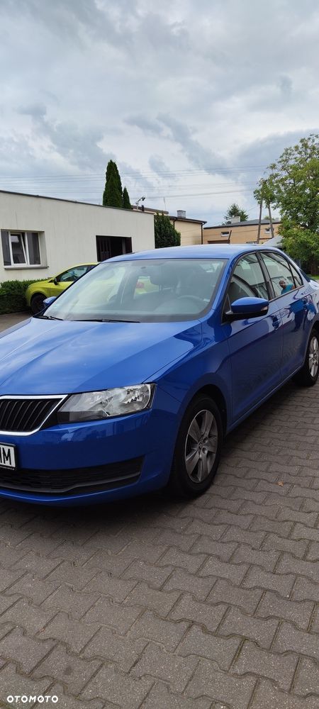 Skoda RAPID 1.0 TSI Active - 2