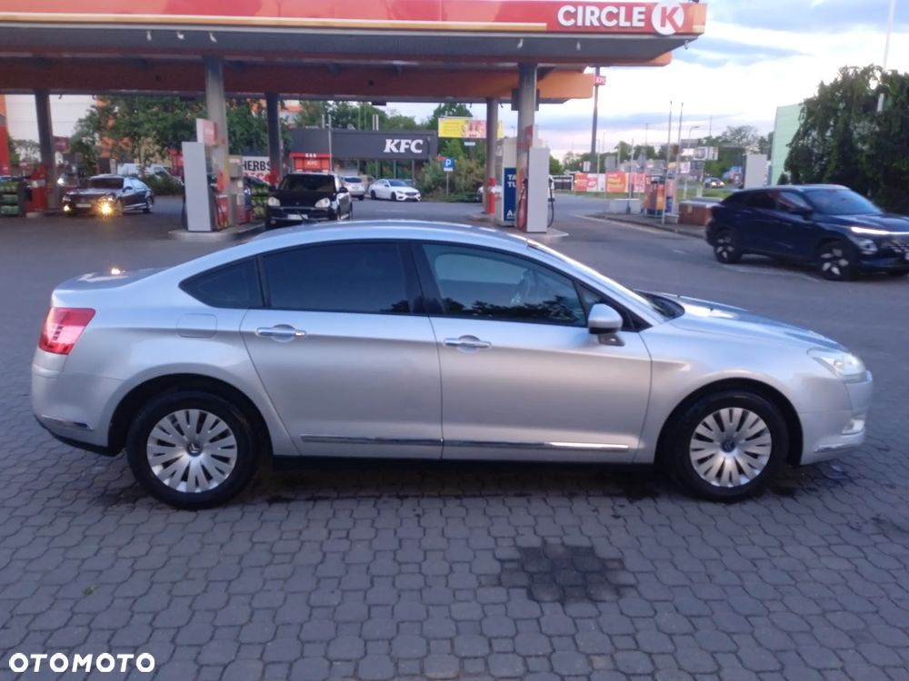Citroën C5 2.0 16V Confort - 4