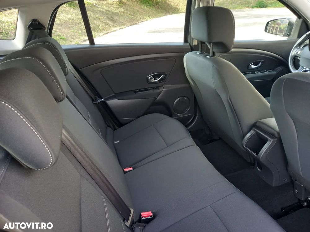 Renault Megane dCi 110 FAP LIMITED - 8