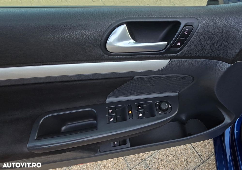 Volkswagen Golf 2.0 TDI Sportline - 14