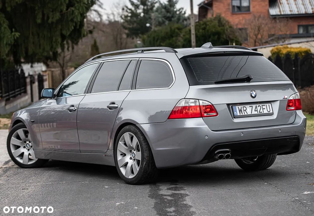 BMW Seria 5 525i - 14