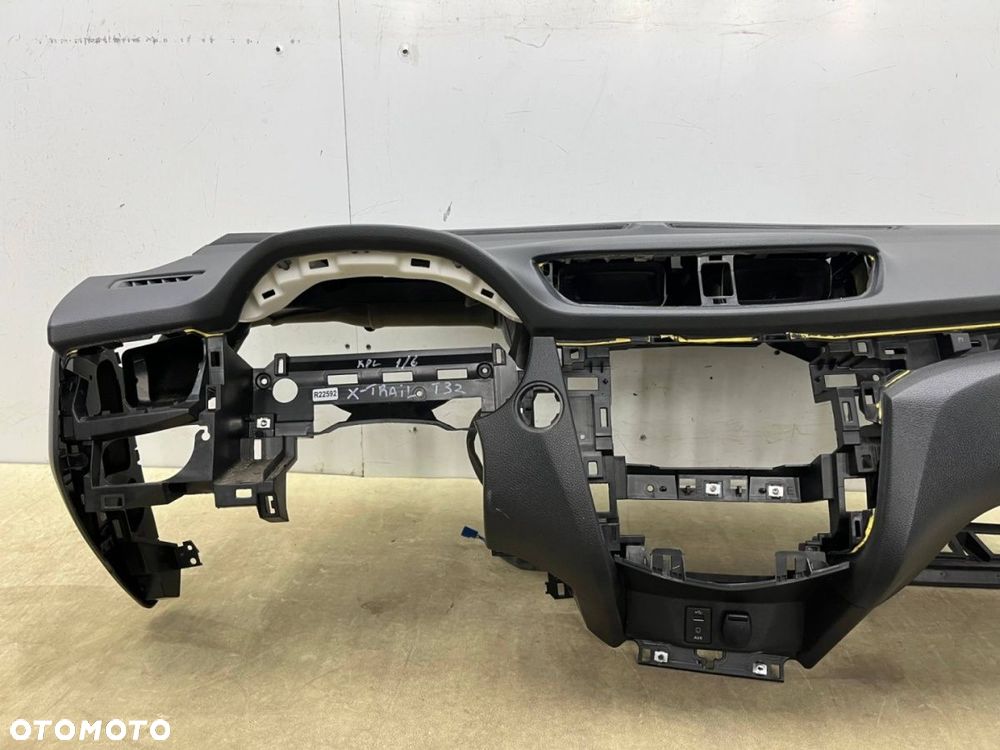 Deska rozdzielcza Nissan X-Trail III T32 Rogue 13-17r. poduszki powietrzne AIRBAG pasy - 8